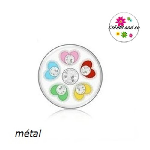 Bouton pression coeur coloré strass fond blanc métal