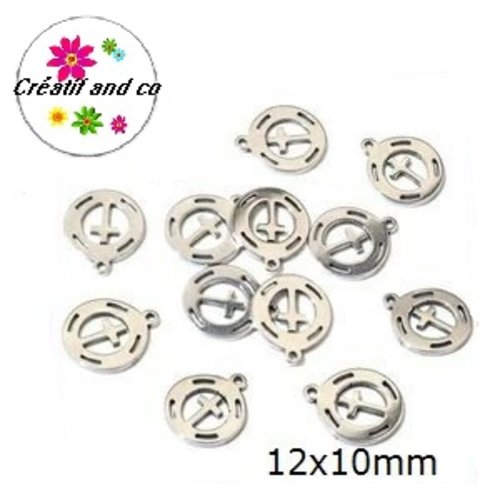 Petit pendentif croix acier inoxydable 12mm