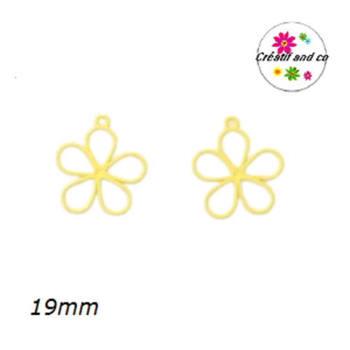 Breloque fleur creuse jaune métal 19mm