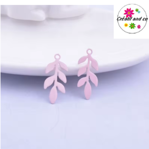 Breloque estampe feuille rose 22mm