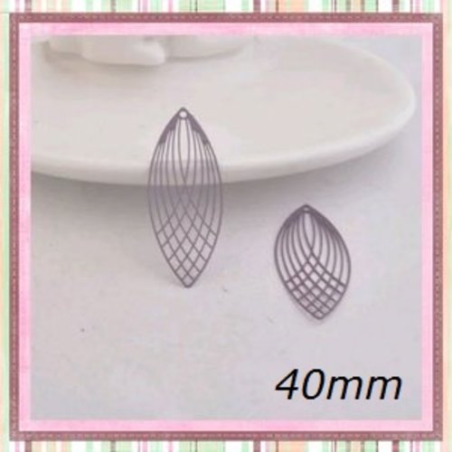 Breloque grande estampe ovale mauve foncé 40mm