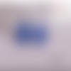 Breloque estampe feuille bleu  28mm