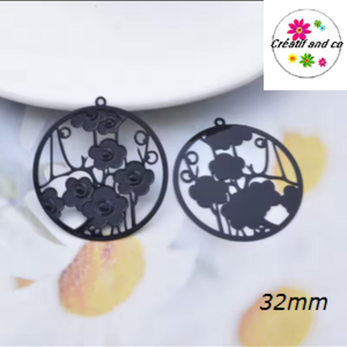 Breloque estampe fleur de prunier dans cercle noir  32mm