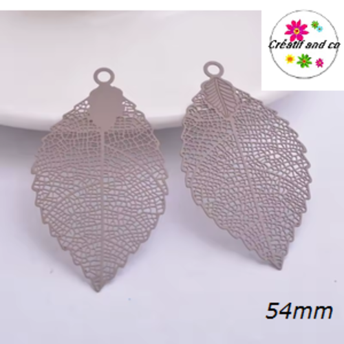 Breloque estampe grande feuille marron  54mm