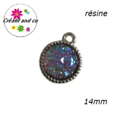 Pendentif acrylique cabochon parme résine 14mm