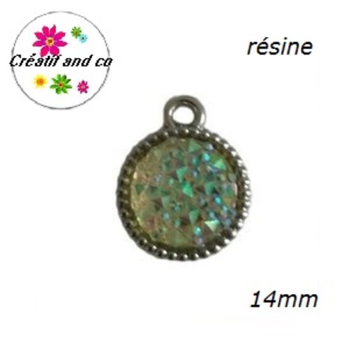 Pendentif acrylique cabochon blanc cristal résine 14mm
