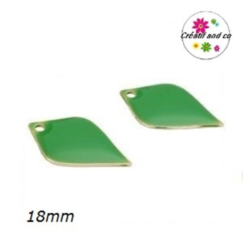 Pendentif éventail vert émail 18mm