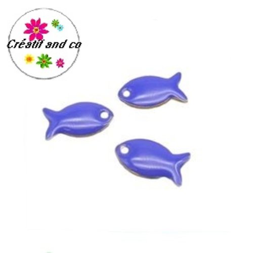Breloque poisson bleu foncé émail 13mm