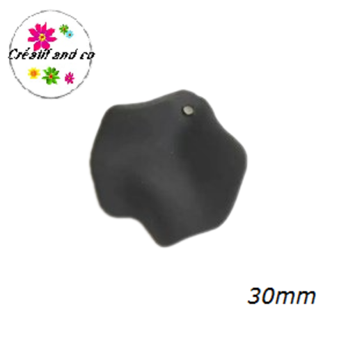Breloque pétale de fleur de rose acrylique noire 30mm