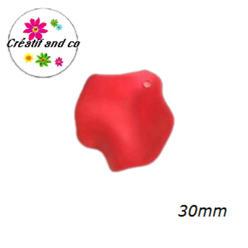 Breloque pétale de fleur de rose acrylique rouge 30mm