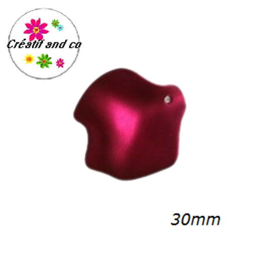 Breloque pétale de fleur de rose acrylique rose-rouge 30mm