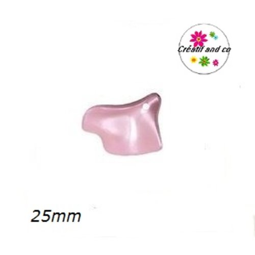 Breloque pétale de fleur nacrée rose acrylique 25mm