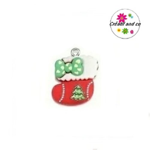 Breloque chaussette de noël résine