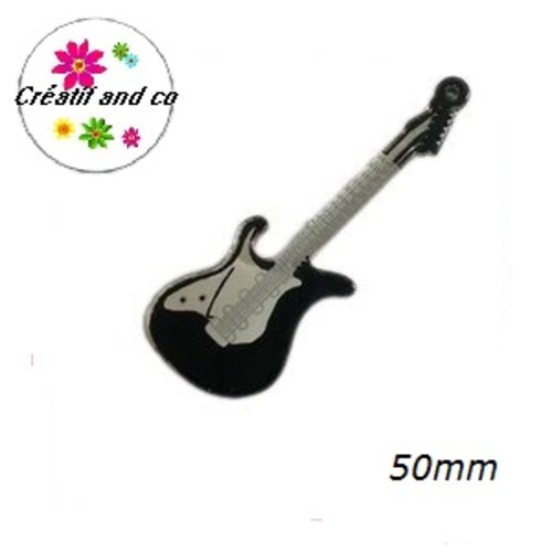 Pendentif guitare rock noire/blanche 50mm