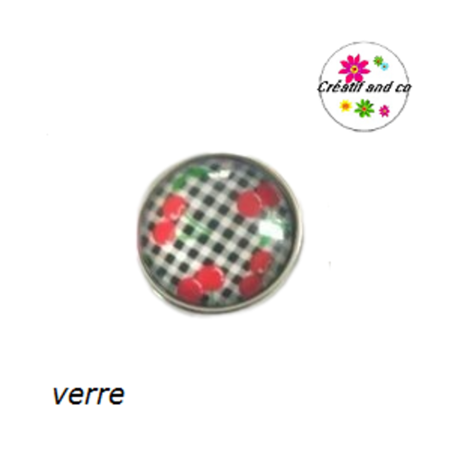 Bouton pression nuée de cerises