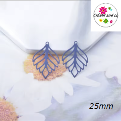 Breloque estampe feuille bleu nuit  25mm