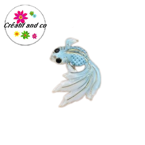 Breloque poisson koï bleu clair  31mm