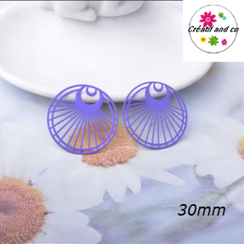 Breloque estampe cercle évidé mauve 30mm