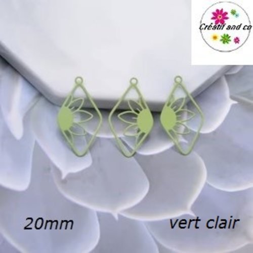 Breloque estampe losange vert clair et sa fleur de soleil 20mm
