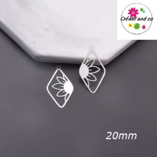 Breloque estampe losange argent et sa fleur de soleil