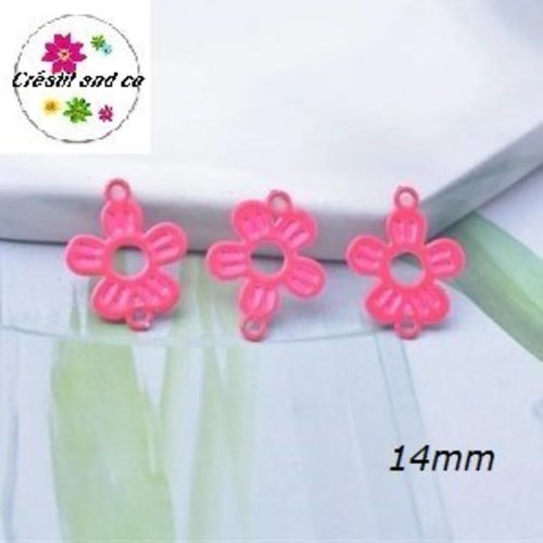 Breloque estampe fleur connecteur rose flashy 14mm