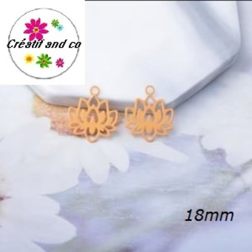 Breloque estampe fleur de nénuphar orange claire 18mm