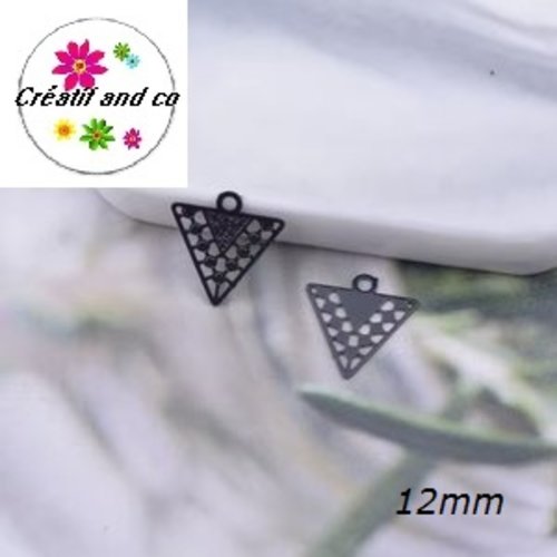 Breloque estampe petit triangle noir 12mm
