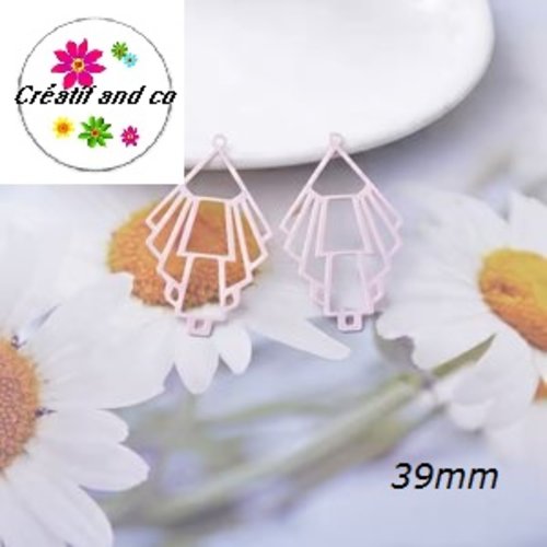 Breloque grande estampe géométrique rose 39mm