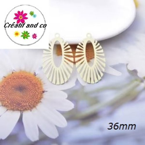 Breloque estampe ovale crème 36mm