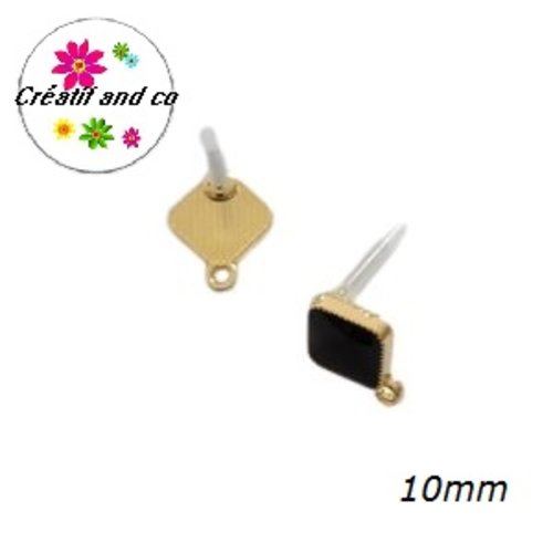 Clou oreille carrée dorée cabochon résine noir 10mm