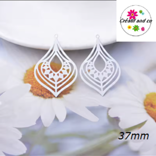 Breloque estampe pendante blanche 37mm