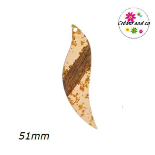 Pendentif feuille résine et bois orange clair et feuille d'or 51mm