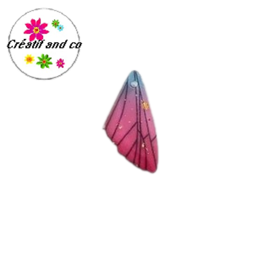 Breloque aile de papillon résine