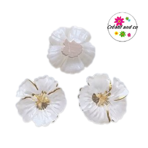Breloque fleur blanche 15mm