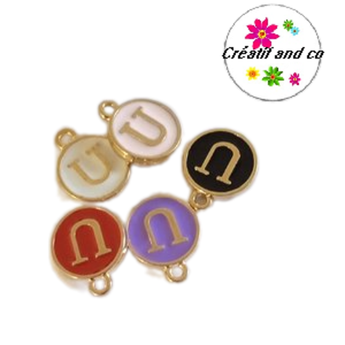 Breloque médaillon  lettre alphabet u