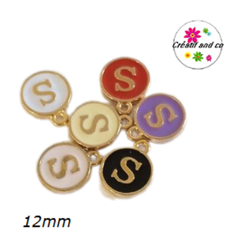 Breloque médaillon lettre alphabet s
