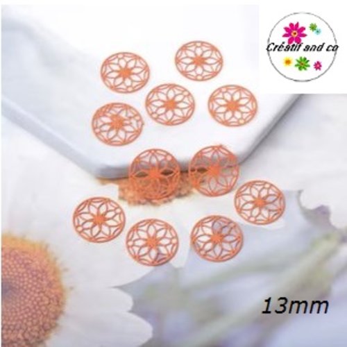 Connecteur estampe cercle motif fleur orange 13mm