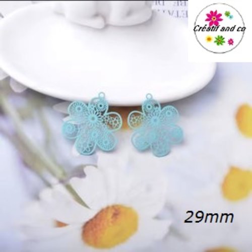 Breloque estampe fleur vert paon  29mm