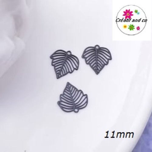 Breloque estampe feuille noire 11mm