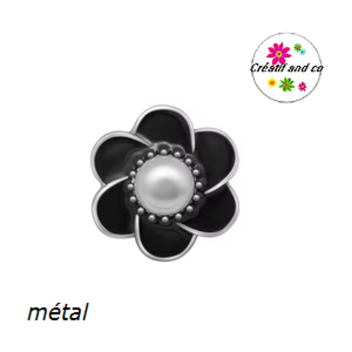 Bouton pression fleur métal noire coeur nacré