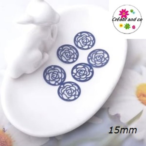 Breloque estampe cercle motif rose fleur bleu nuit 15mm