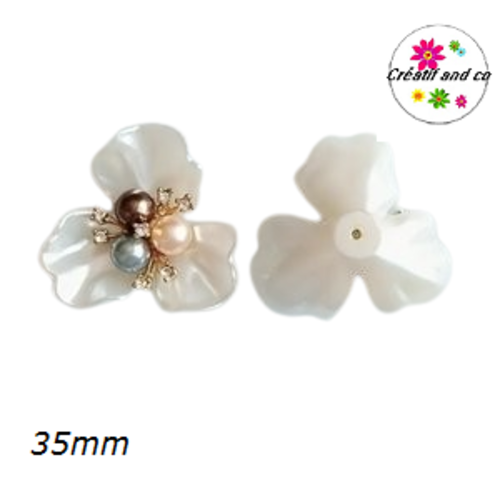 Bouton grande fleur avec perles et strass 35mm