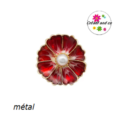 Bouton pression métal doré fleur rouge foncé