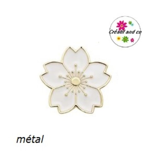 Bouton pression métal doré fleur blanche
