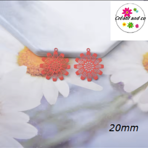 Breloque estampe fleur rouge 20mm