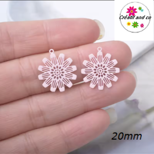 Breloque estampe fleur rose 20mm