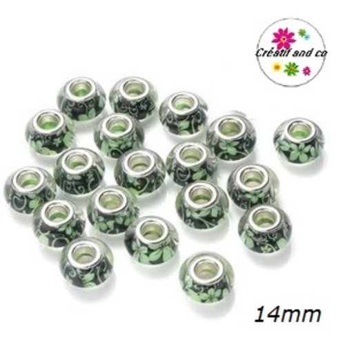 Grosse perle motif fleur verte 14mm