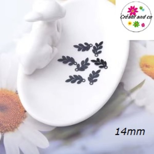 Breloque estampe mini feuille noire 14mm
