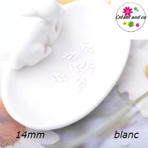 Breloque estampe mini feuille blanche 14mm