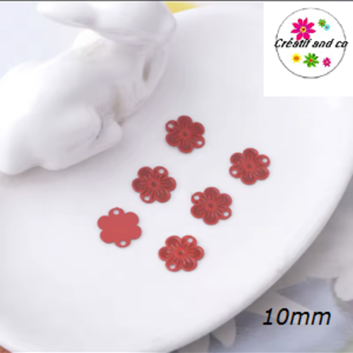 Connecteur estampe petite fleur de prunier rouge 10mm